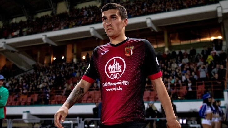 Максим Слюсар