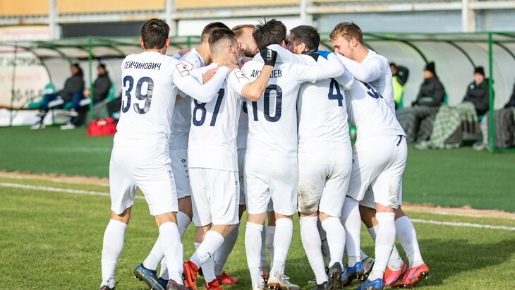 Игроки «Факела»