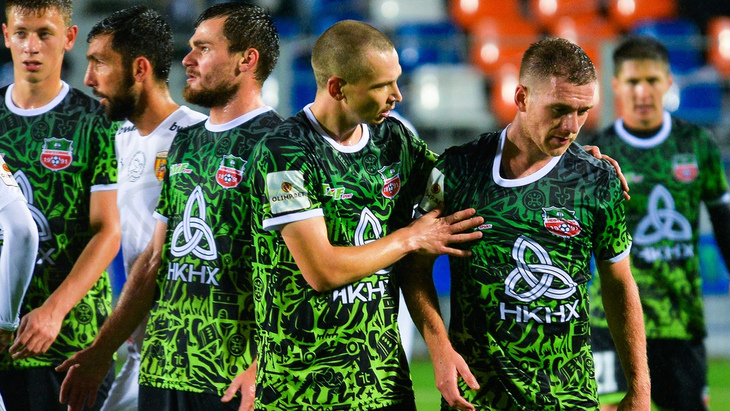 «Нефтехимик»