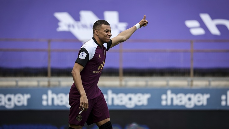 ПСЖ выиграл первый матч на выезде