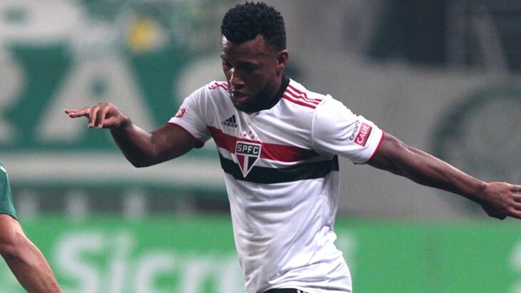 Луан Сантос