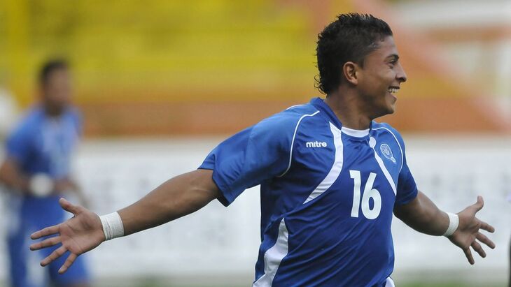 Оскар Серен, Сальвадор