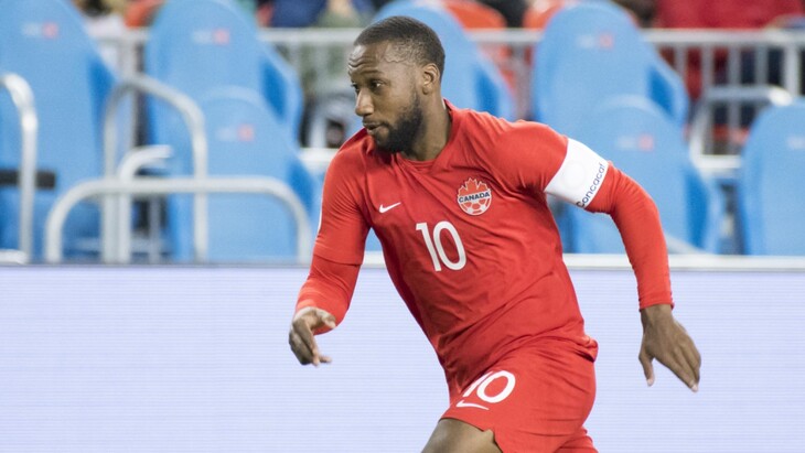 Джуниор Хойлетт