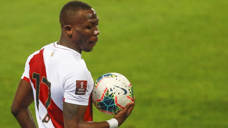 Луис Адвинкула