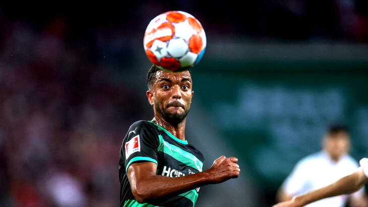 В семи матчах «Гройтер Фюрт» пропустил 19 мячей