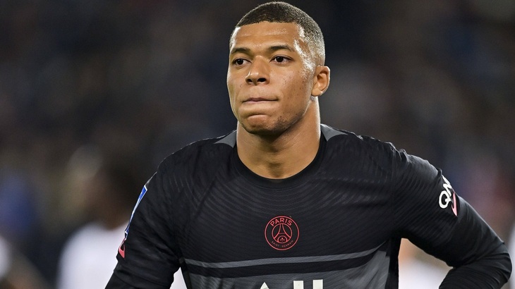 ПСЖ лидирует в группе