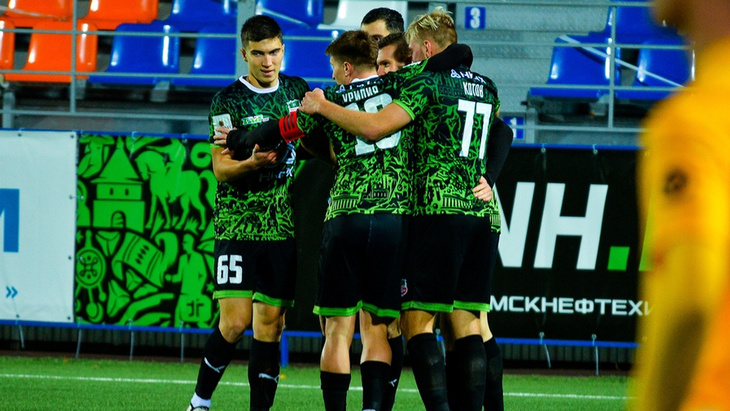 «Нефтехимик»