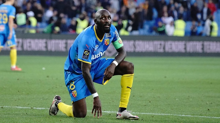 «Ланс» идет на втором месте Лиги 1