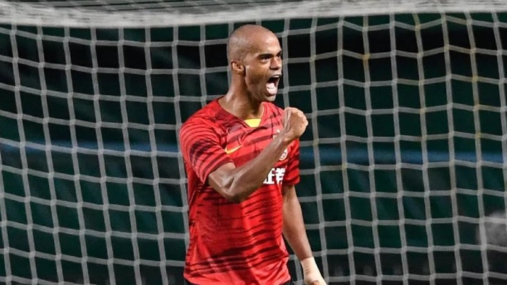 «Чанчунь Ятай» занимает третье место