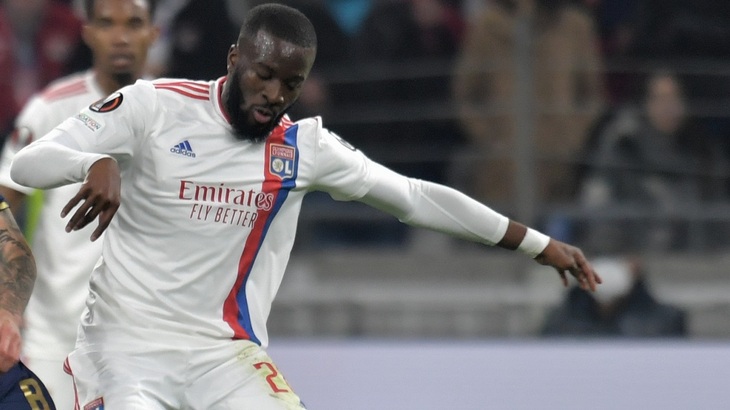 «Лион» идет на 10-м месте