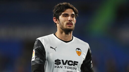 Райо Вальекано — Валенсия. Прогноз и ставка на матч Прогноз на матч Райо Вальекано — Валенсия