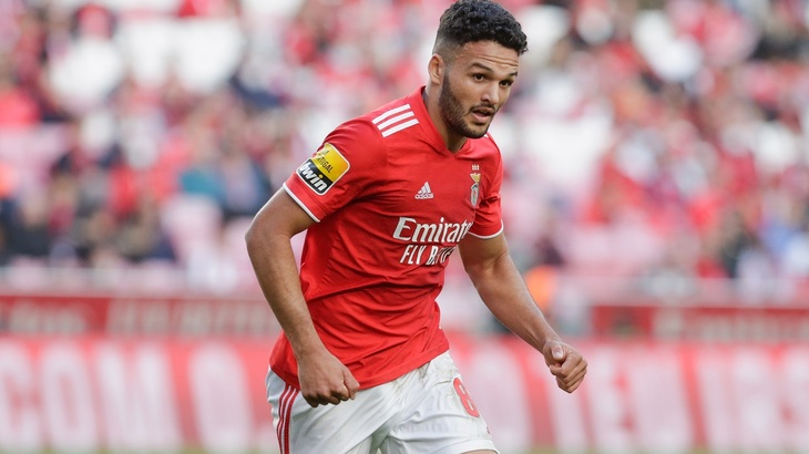 «Бенфика» идет на третьем месте