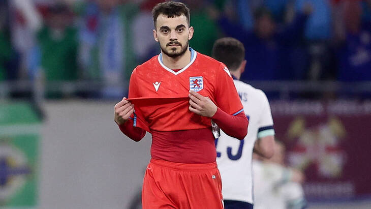 Данел Синани