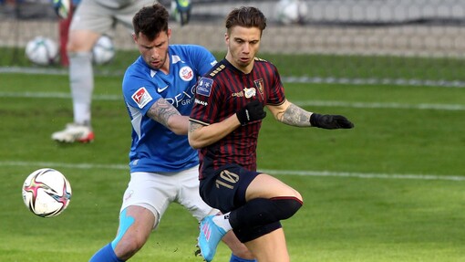 Прогноз на матч Погонь — КР Рейкьявик