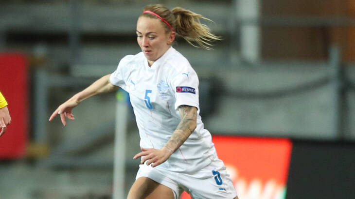 Исландия (Ж)