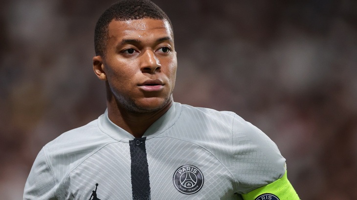 ПСЖ начинает защиту титула