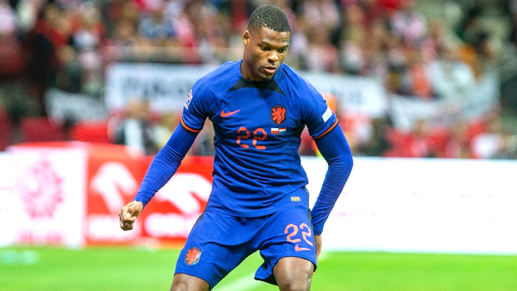 Дензел Думфрис