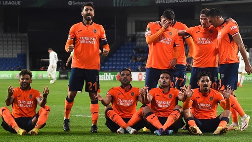 Фиорентина — Истанбул Башакшехир. Прогноз и ставка на матч Прогноз на матч Фиорентина — Истанбул Башакшехир