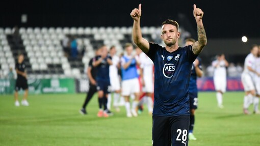 Металлист — Металлист 1925. Прогноз и ставка на матч Прогноз на матч Металлист — Металлист 1925