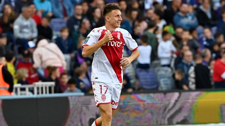 Александр Головин