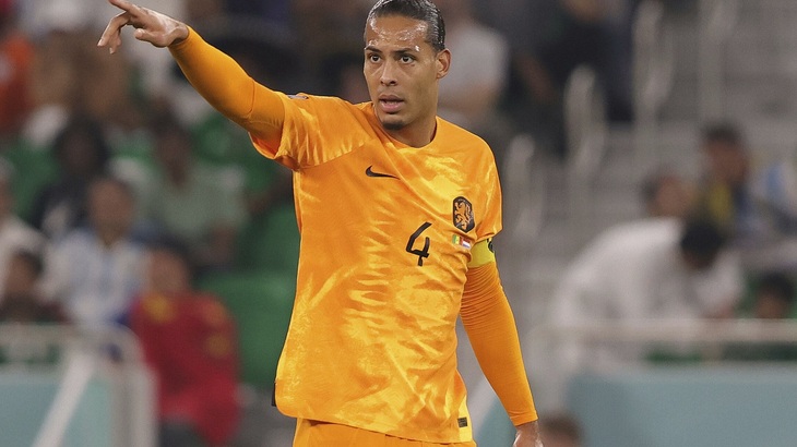 Нидерланды лидируют в группе