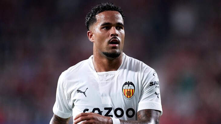 Джастин Клюйверт