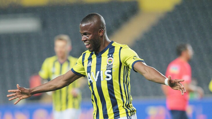 Эннер Валенсия