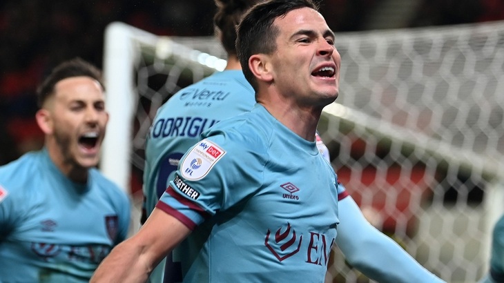 «Бернли» лидирует в Чемпионшипе