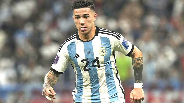 Энцо Фернандес