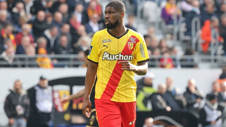 «Ланс» идет на 3-м месте