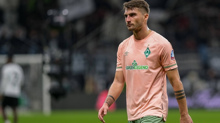 «Вердер» идет в середине таблицы