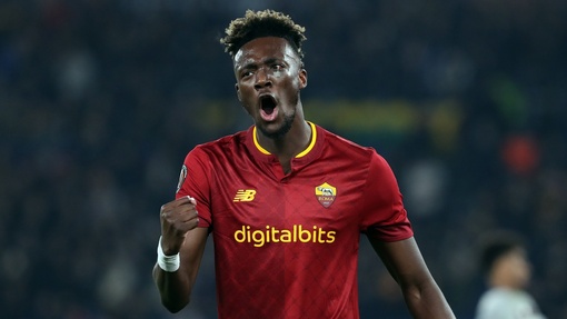 Прогноз на матч Кремонезе — Рома