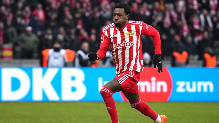 Шералдо Беккер