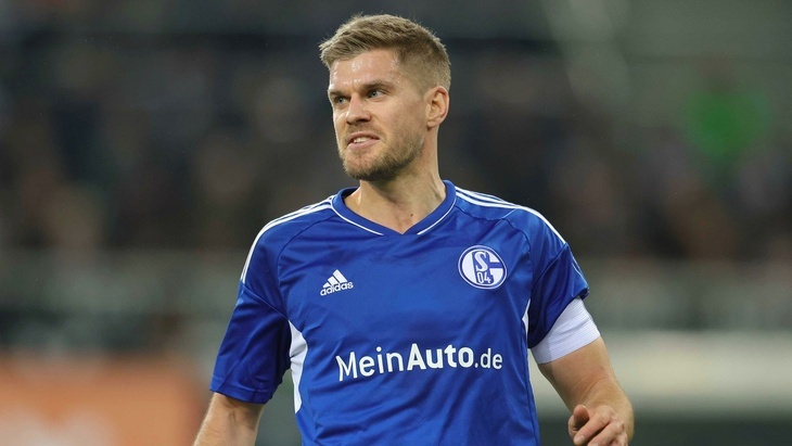 «Шальке» занимает последнее место