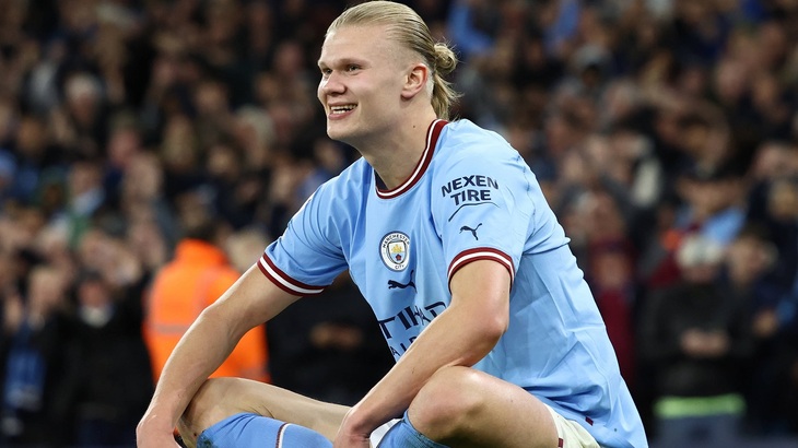 «Сити» уверенно лидирует в АПЛ