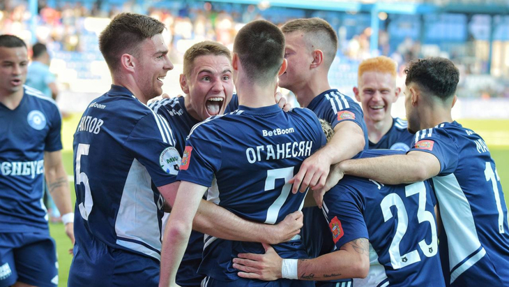 Футболисты «Оренбурга»