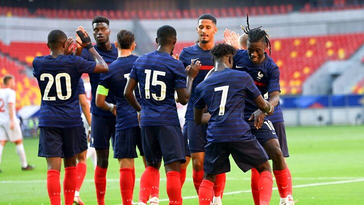 Юные французы