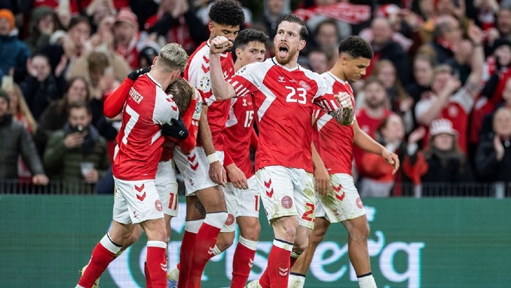 Дания — вторая в группа