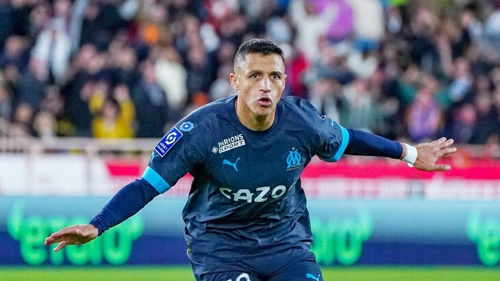 Алексис Санчес