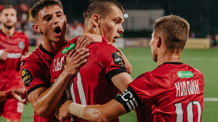 Футболисты «Акрона»