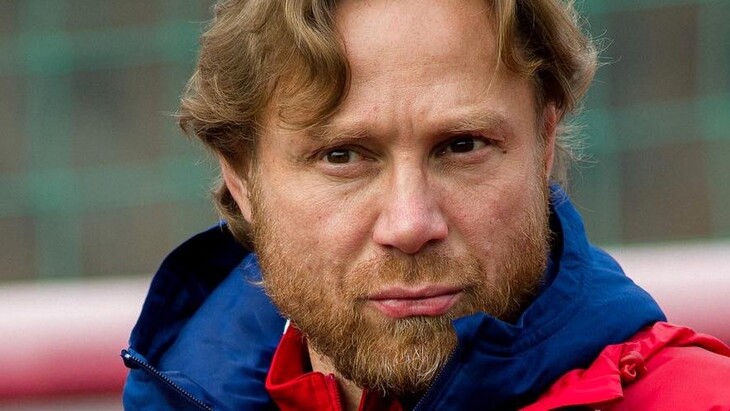 Валерий Карпин