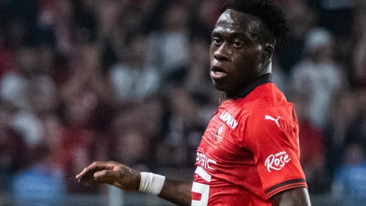 «Ренн» занимает 8-е место