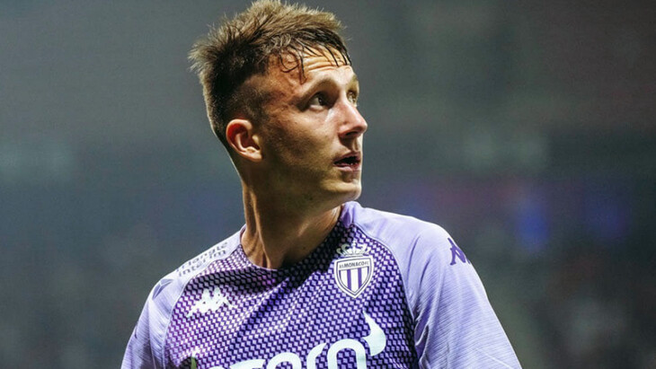 Александр Головин