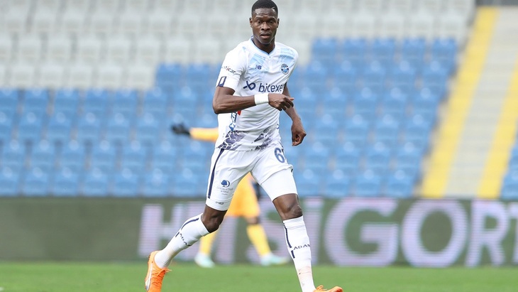 «Адана Демирспор» — фаворит матча