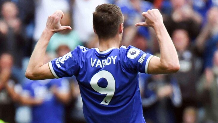 Джейми Варди продолжает забивать за «Лестер»