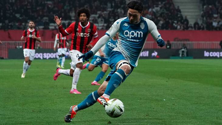 Такуми Минамино