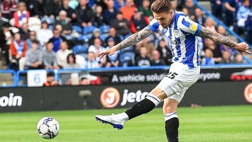 Прогноз на матч Кардифф Сити — Хаддерсфилд Таун