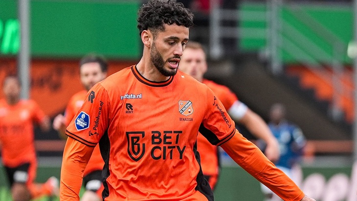 «Волендам» находится в зоне вылета