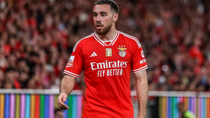 «Бенфика» выиграла первый матч