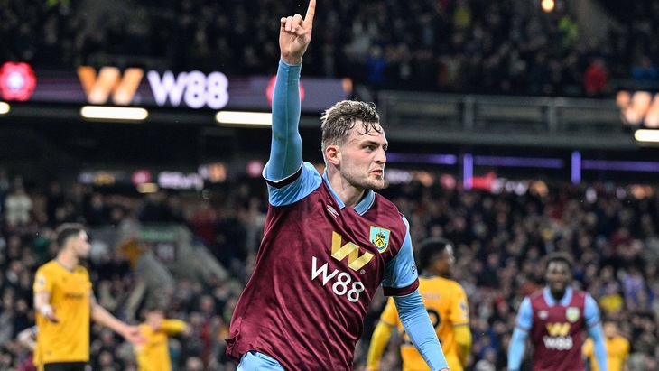 Якоб Брун Ларсен («Бернли»)